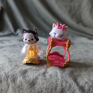 Disney Tsum Tsum Cats Figaro Marie 2" bed Jakks Pacific Figures Pinocchio fish